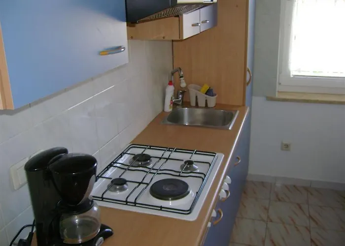 In With Balcony, Air Conditioning, Wifi 819-2 *