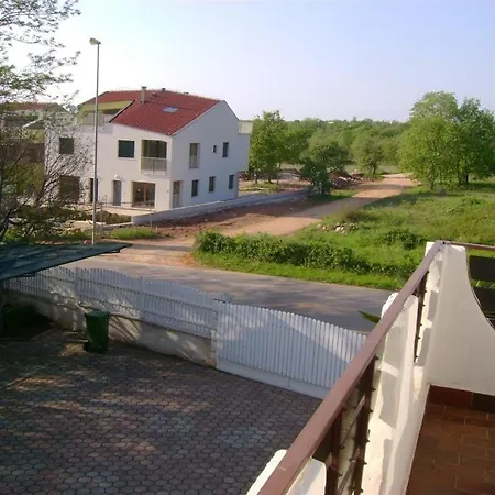 In With Balcony, Air Conditioning, Wifi 819-2 Lejlighed Poreč