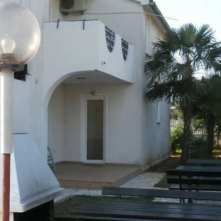 In With Balcony, Air Conditioning, Wifi 819-2 Appartement Poreč
