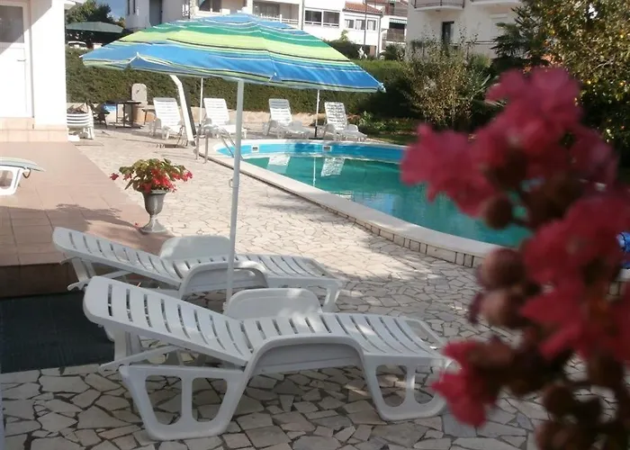 In With Balcony, Air Conditioning, Wifi 819-2 Apartman